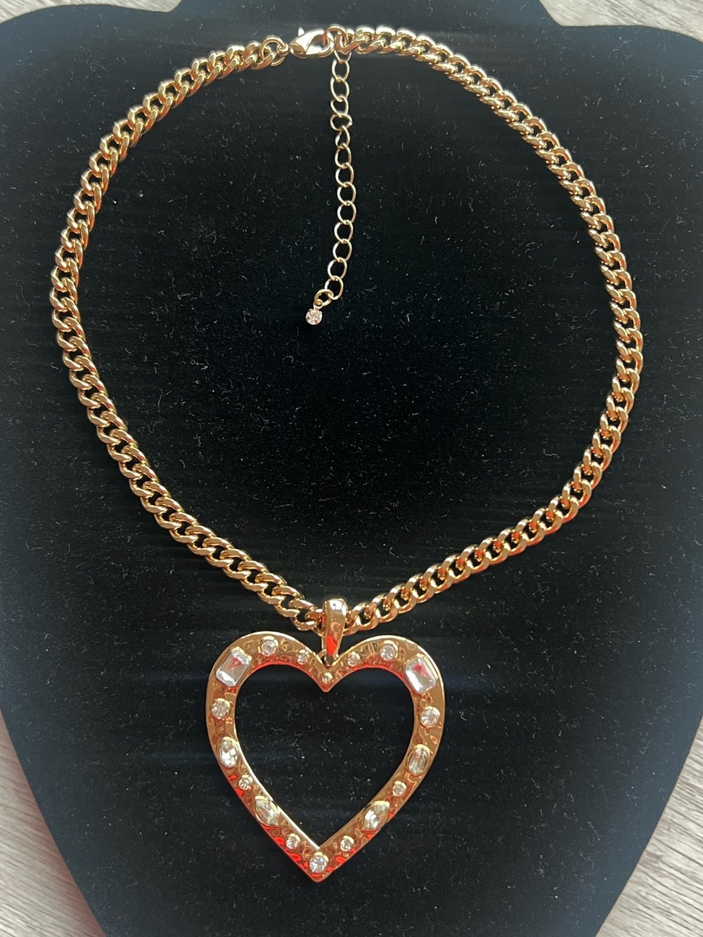 Melrose and Market Gold Heart Necklace with Multicolor Gems - Picture 3 of 11